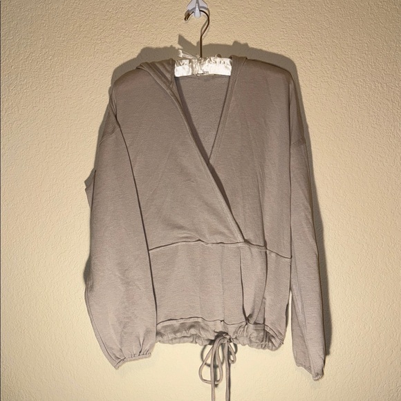 BKE Tops - BKE Beige Hooded Sweatshirt